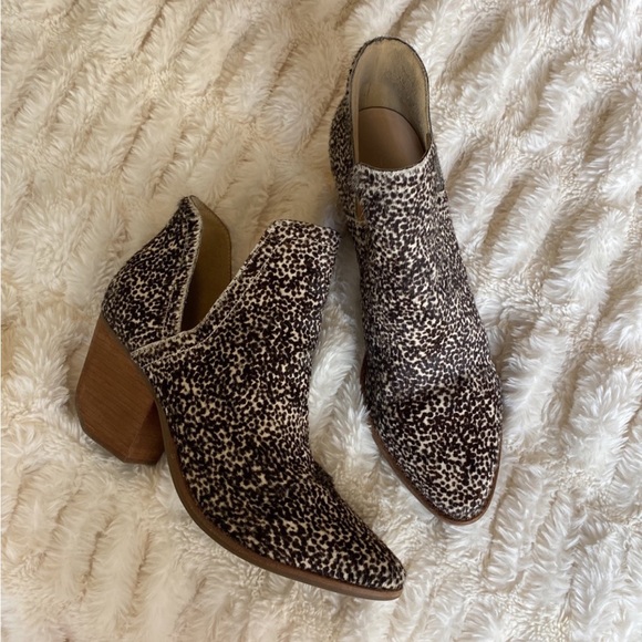 Real leather and fur booties size 8 Coconuts by Matisse - Picture 3 of 5